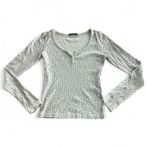 (SOLD) Brandy Melville White Floral Long Sleeve